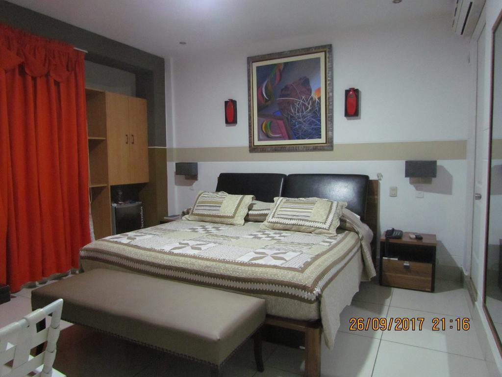 Rizzo Plaza Hotel Tumbes Exteriér fotografie