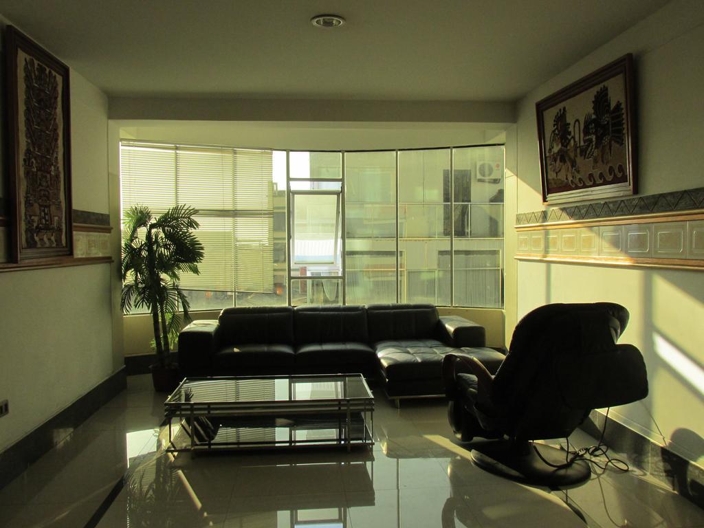 Rizzo Plaza Hotel Tumbes Exteriér fotografie